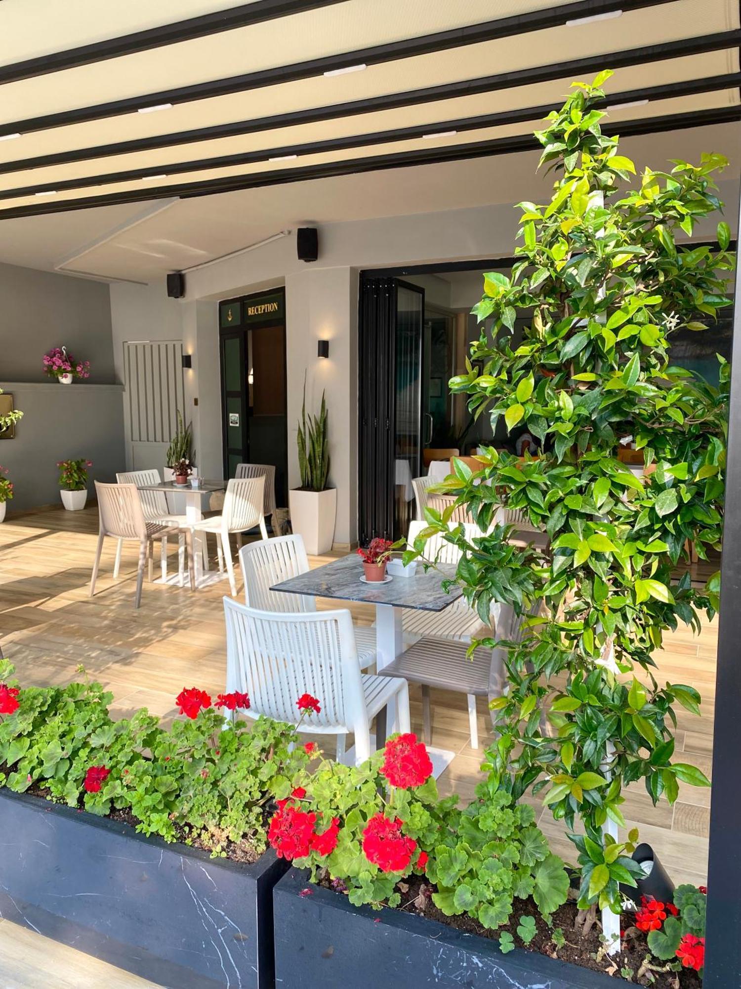 Hotel Bojko Wlora Zewnętrze zdjęcie